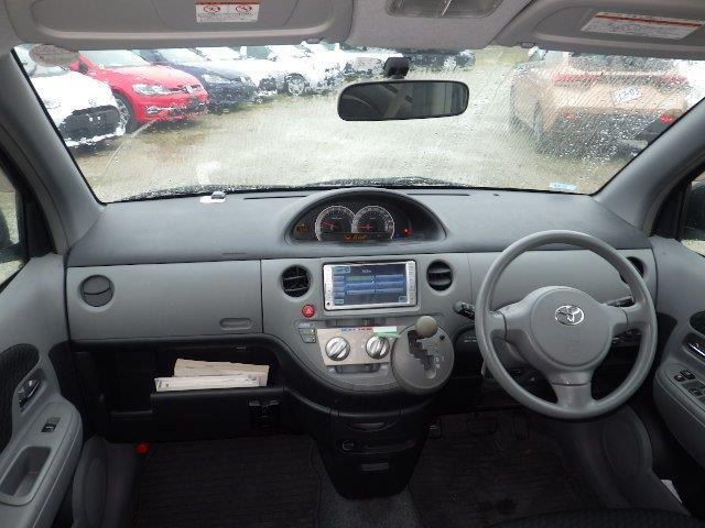 TOYOTA SIENTA 2008/10
