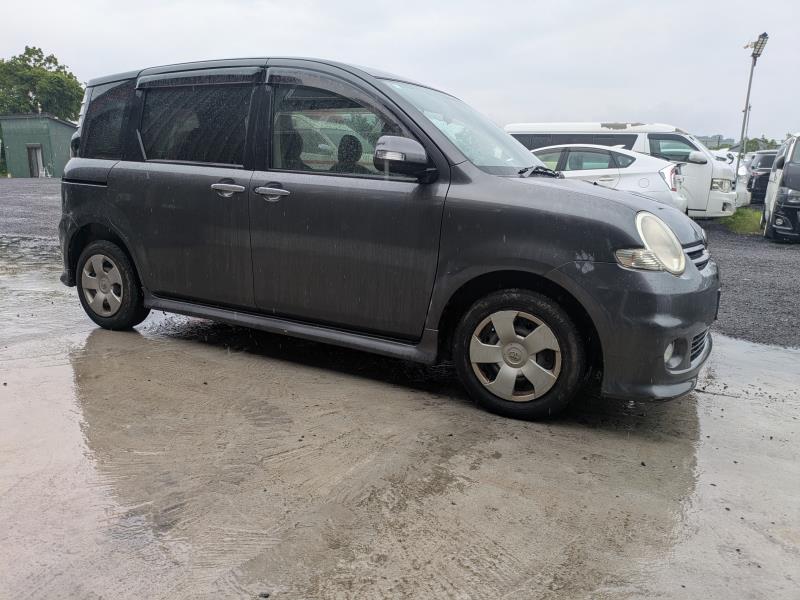 TOYOTA SIENTA 2018/3