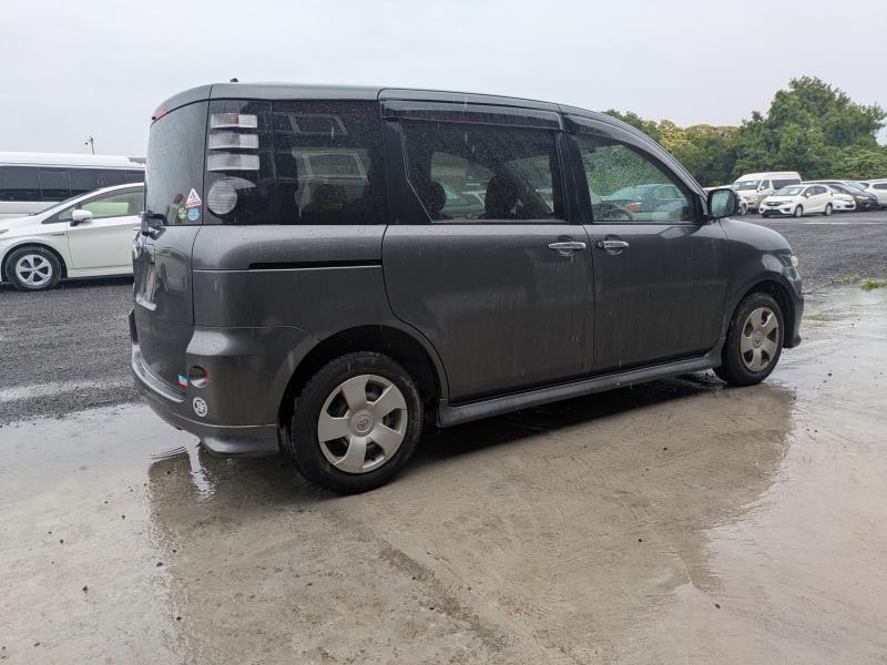 TOYOTA SIENTA 2018/3