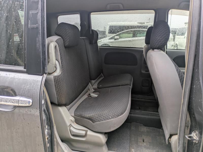 TOYOTA SIENTA 2018/3