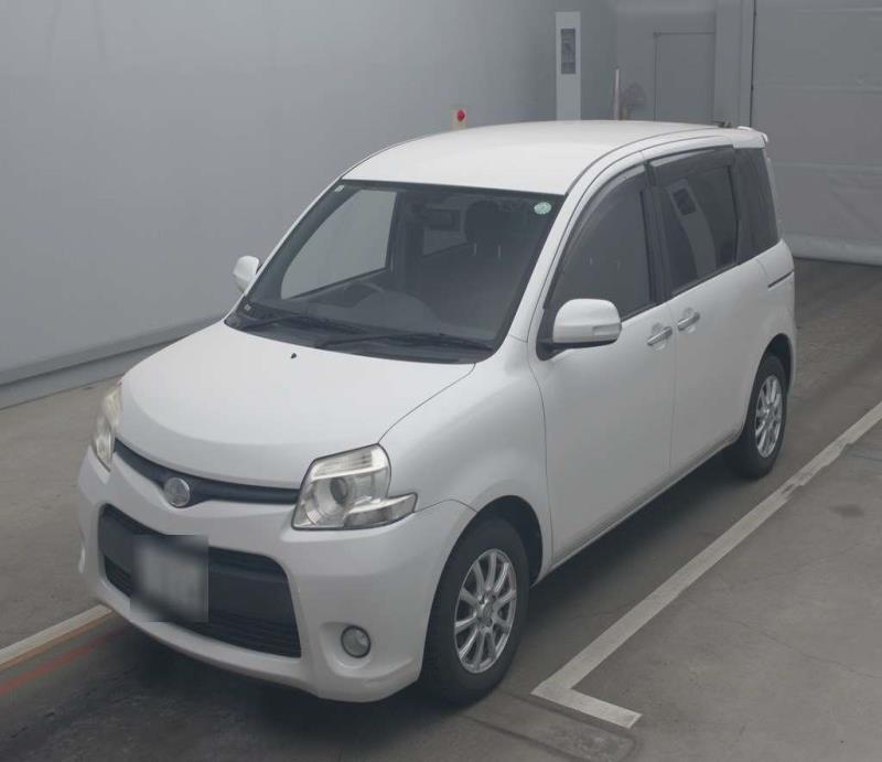 TOYOTA SIENTA 2011/9