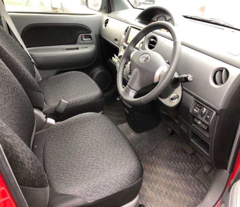 TOYOTA SIENTA 2012/3