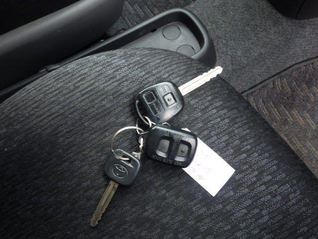 TOYOTA SIENTA 2012/3