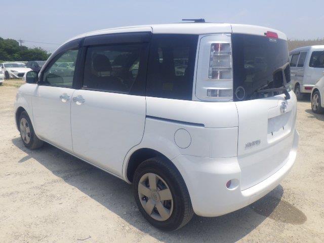 TOYOTA SIENTA 2012/11