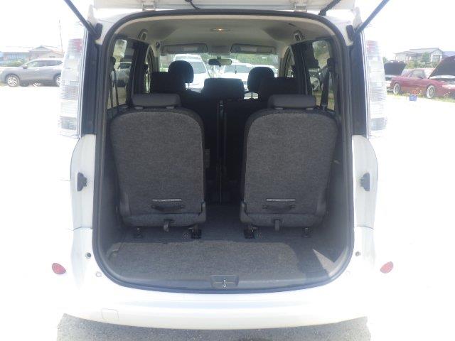 TOYOTA SIENTA 2012/11