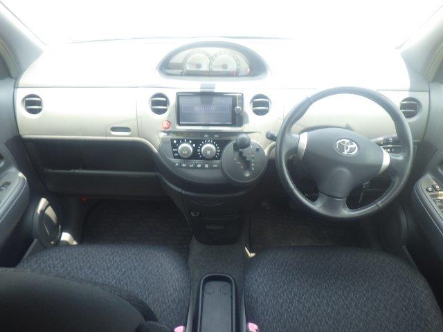 TOYOTA SIENTA 2012/11