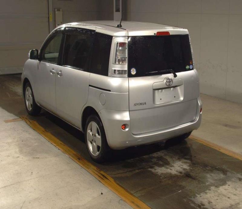 TOYOTA SIENTA 2012/12