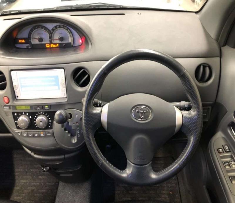 TOYOTA SIENTA 2012/12