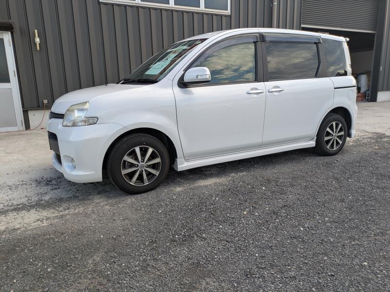 TOYOTA SIENTA 2013/3