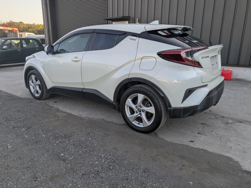 TOYOTA C-HR 2019/1