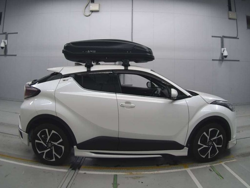 TOYOTA C-HR 2017/9
