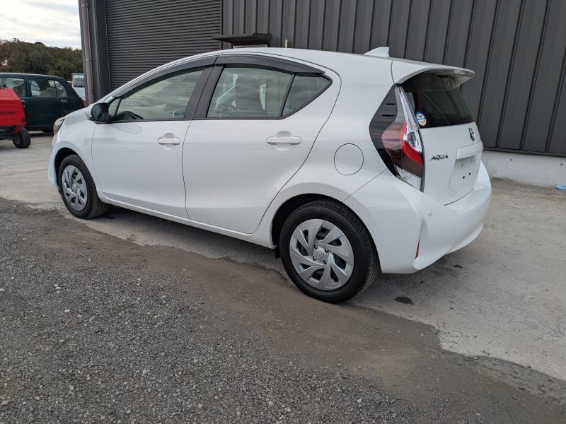 TOYOTA AQUA 2021/5