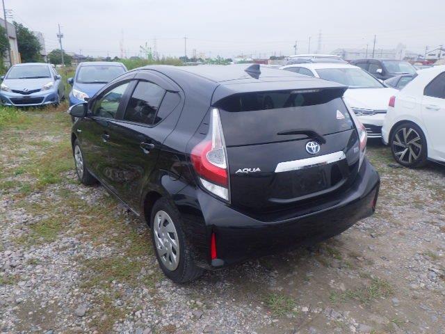 TOYOTA AQUA 2017/7