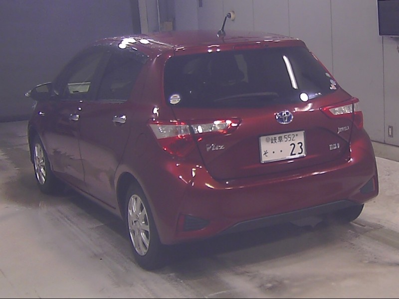 TOYOTA VITZ 2019/5