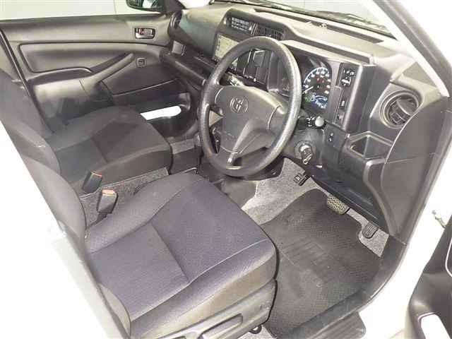 TOYOTA SUCCEED 2020/3