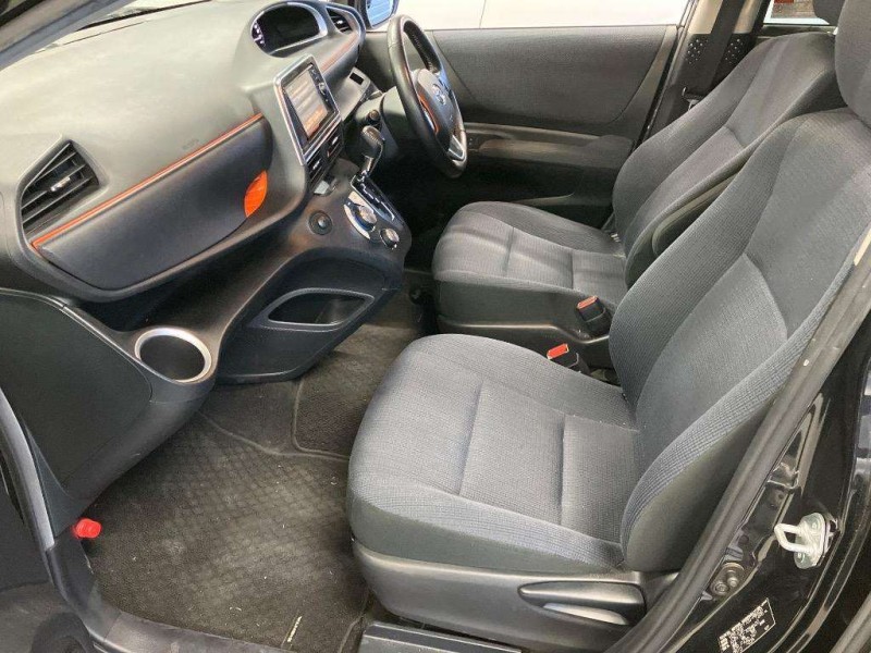 TOYOTA SIENTA 2017/2