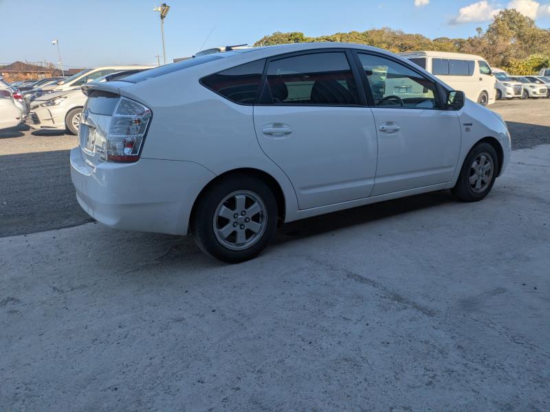 TOYOTA PRIUS 2011/10