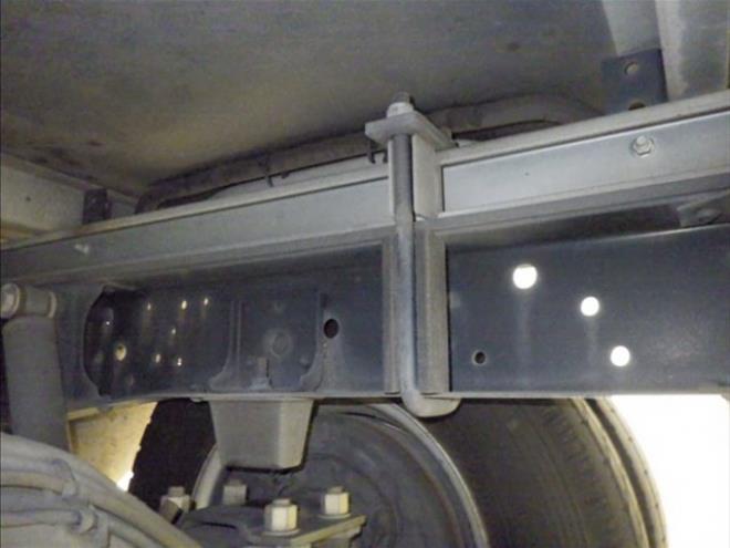 ISUZU ELF 2014/5