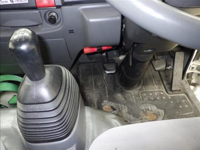 ISUZU ELF 2014/5