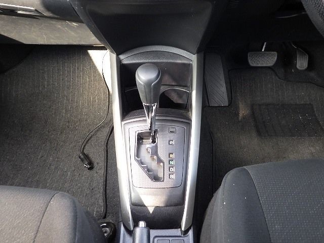 TOYOTA COROLLA FIELDER 2020/10