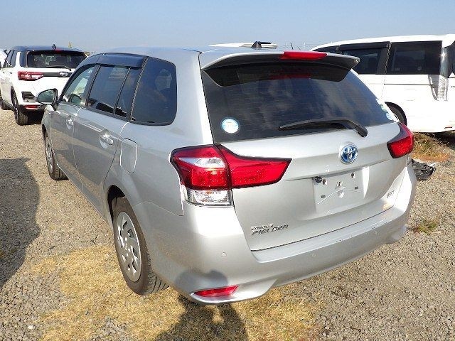 TOYOTA COROLLA FIELDER 2020/10