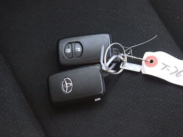 TOYOTA COROLLA FIELDER 2020/10