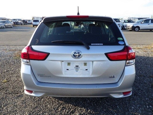 TOYOTA COROLLA FIELDER 2020/10