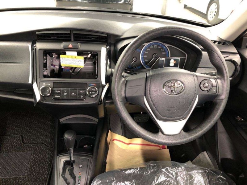 TOYOTA COROLLA AXIO 2025/11