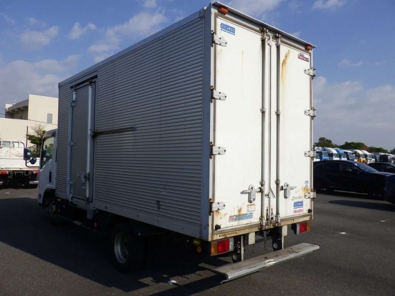 ISUZU ELF 2015/2