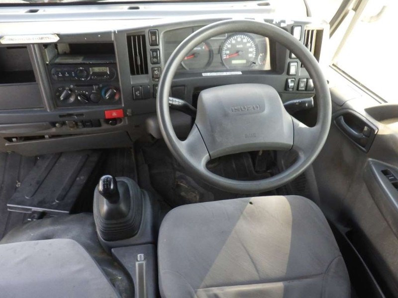 ISUZU ELF 2015/2