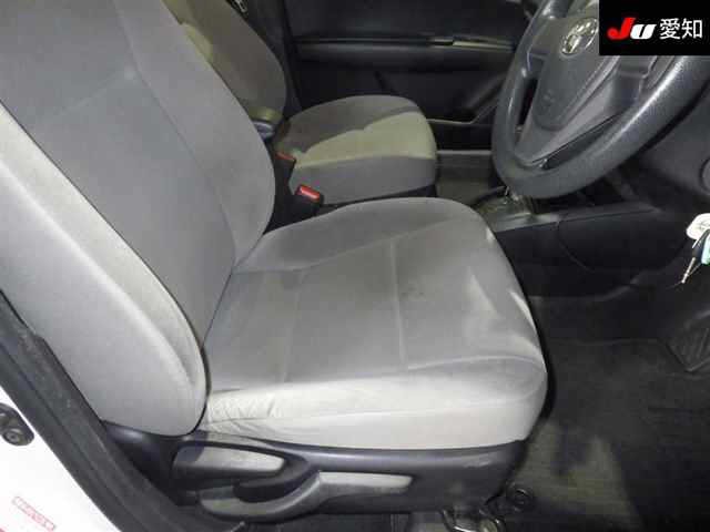 TOYOTA COROLLA AXIO 2015/11