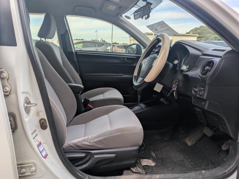 TOYOTA COROLLA AXIO 2016/10