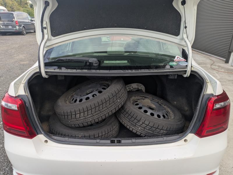 TOYOTA COROLLA AXIO 2016/10