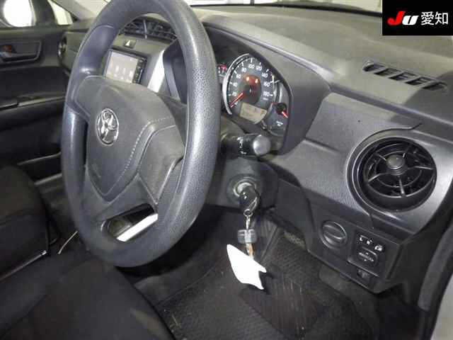 TOYOTA COROLLA FIELDER 2015/10