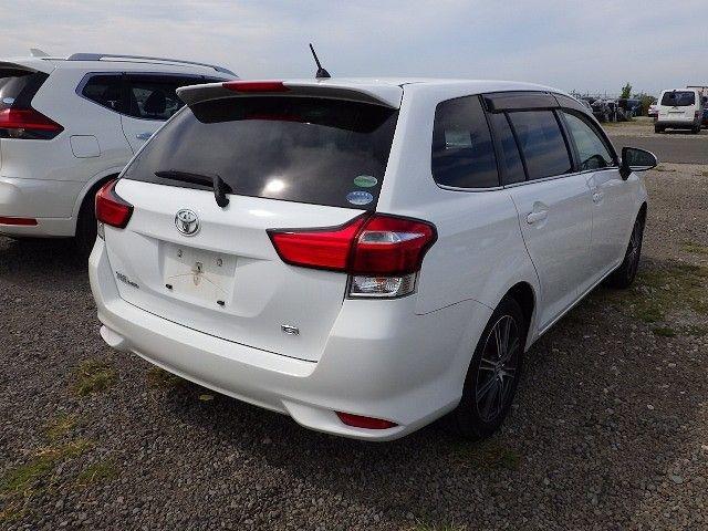 TOYOTA COROLLA FIELDER 2016/6