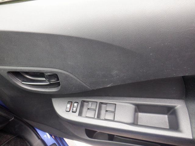 SUBARU TREZIA 2014/5