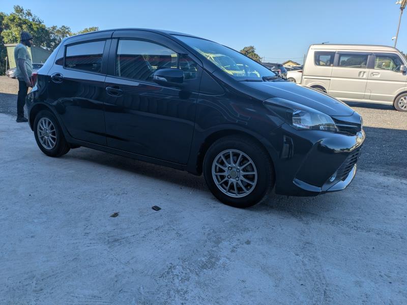 TOYOTA VITZ 2014/7