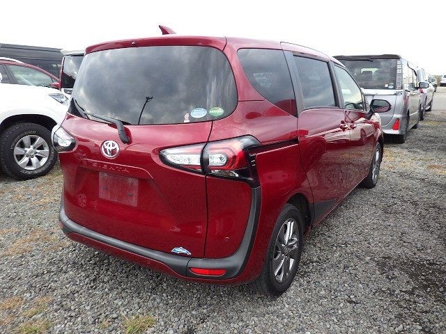 TOYOTA SIENTA 2019/4