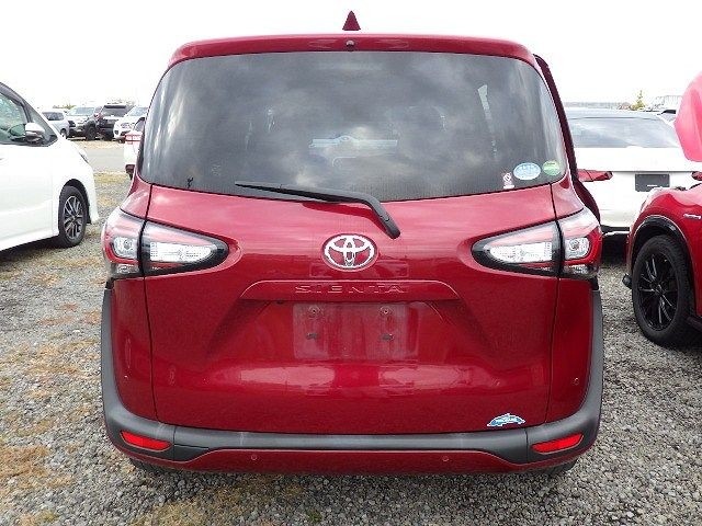 TOYOTA SIENTA 2019/4