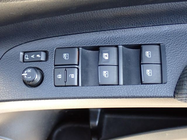 TOYOTA SIENTA 2020/1