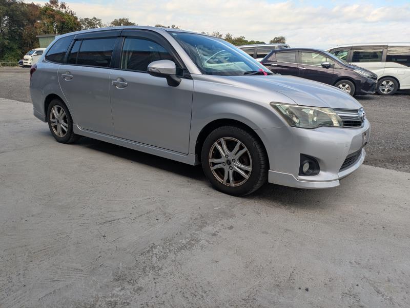 TOYOTA COROLLA FIELDER 2012/9