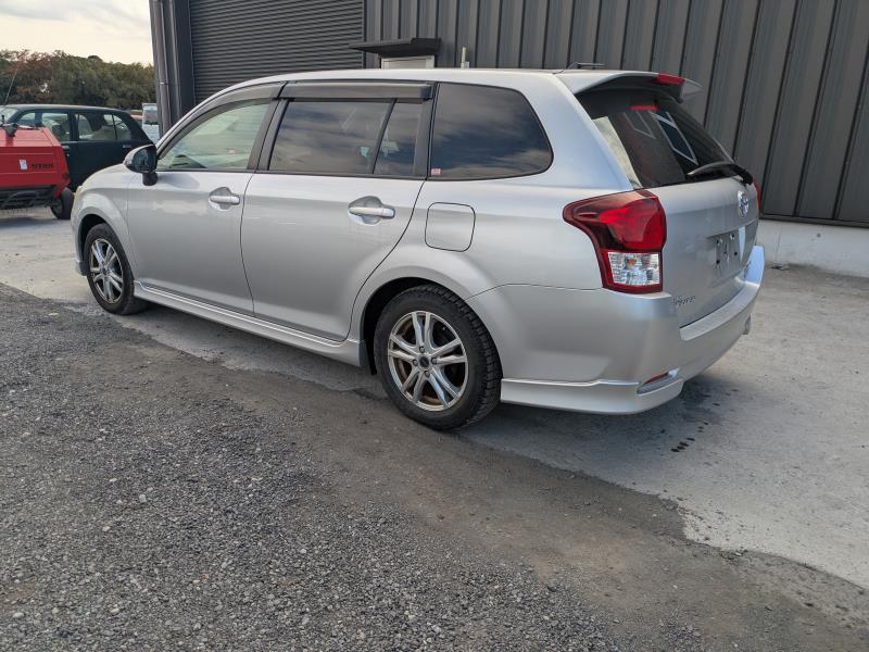 TOYOTA COROLLA FIELDER 2012/9