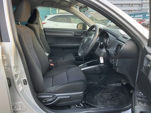 TOYOTA COROLLA FIELDER 2013/4