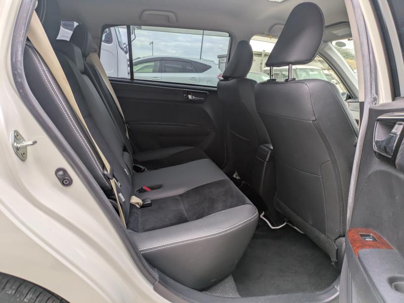 TOYOTA COROLLA FIELDER 2013/4