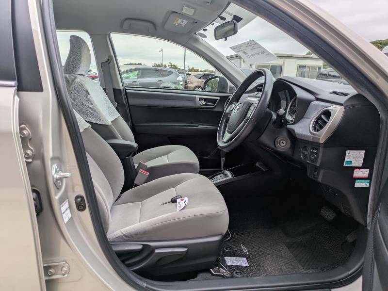 TOYOTA COROLLA AXIO 2013/8