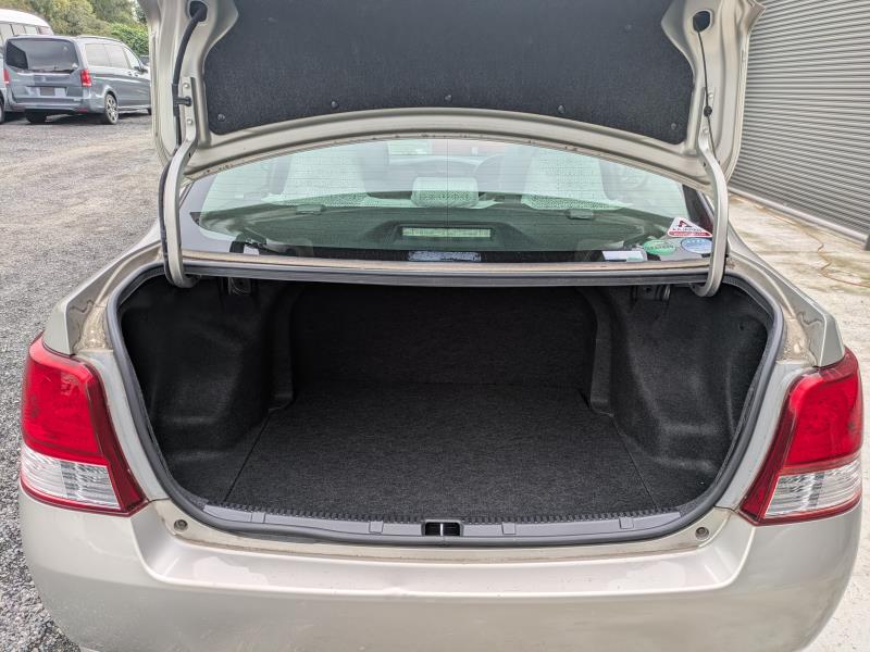 TOYOTA COROLLA AXIO 2013/8