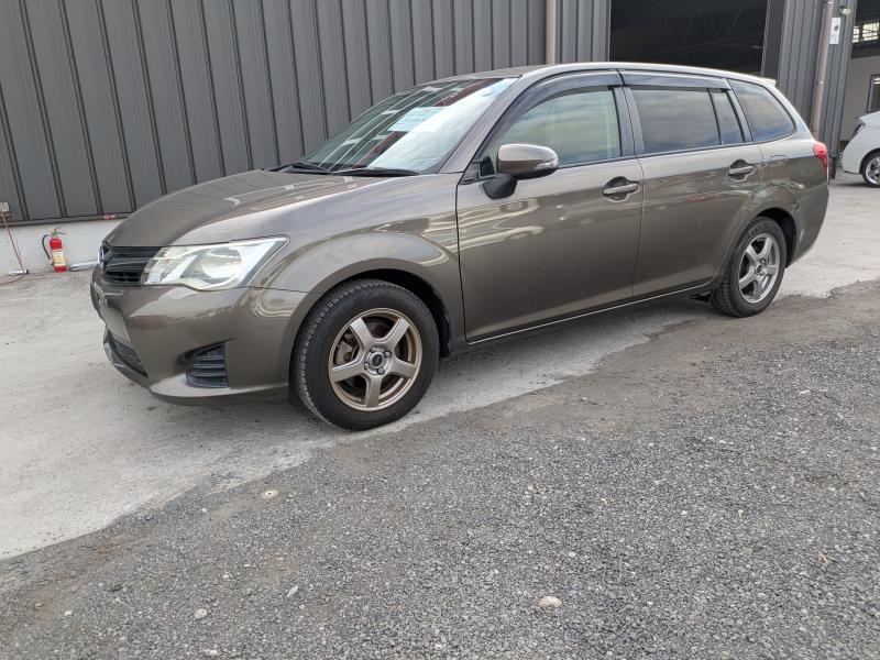 TOYOTA COROLLA FIELDER 2013/9