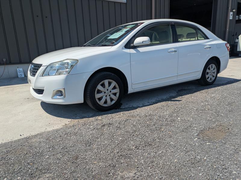 TOYOTA PREMIO 2012/6