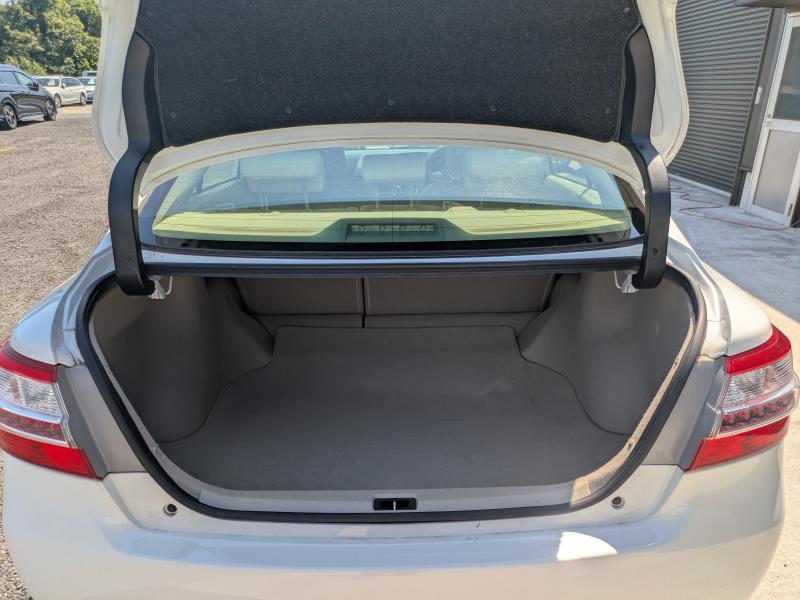 TOYOTA PREMIO 2012/6