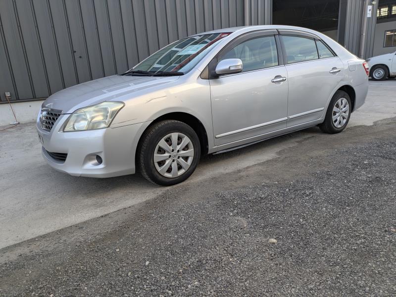 TOYOTA PREMIO 2012/10